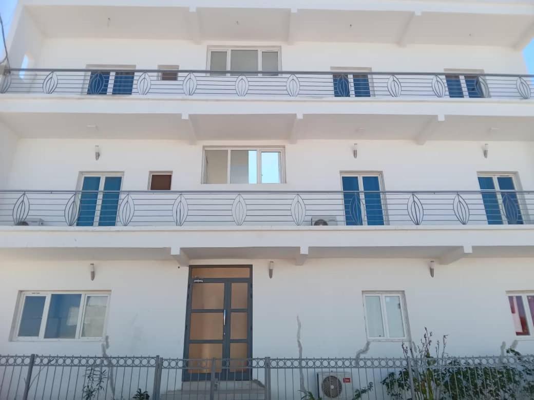 Residence Marie France Mendy Toubab Dialao Exterior foto