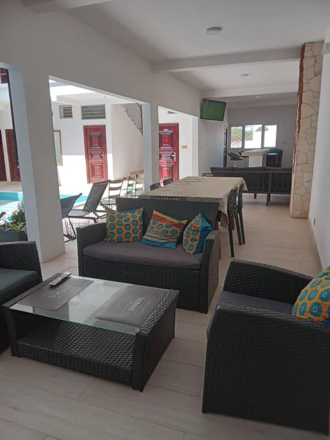Residence Marie France Mendy Toubab Dialao Exterior foto