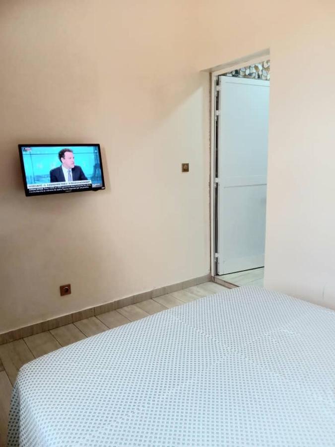 Residence Marie France Mendy Toubab Dialao Exterior foto
